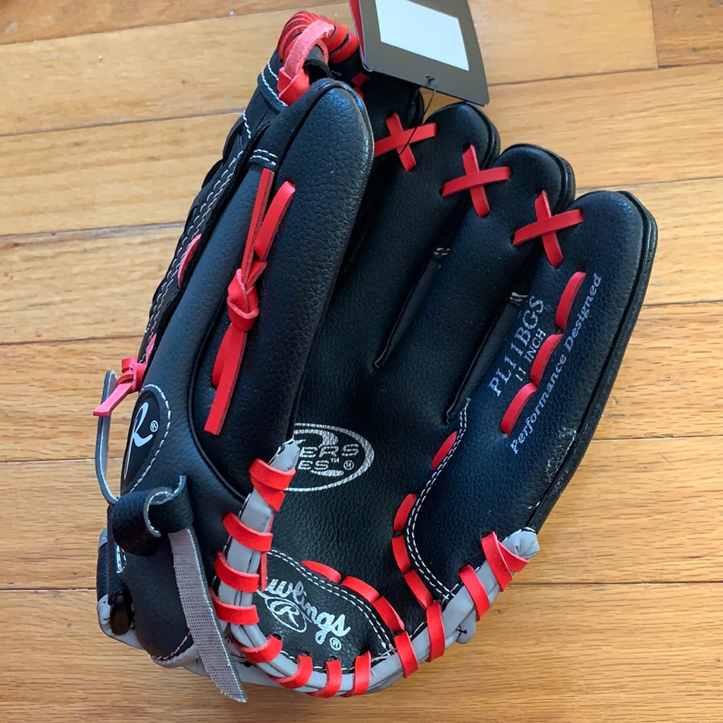 Brand New Baaeball Glove  11 Inch
